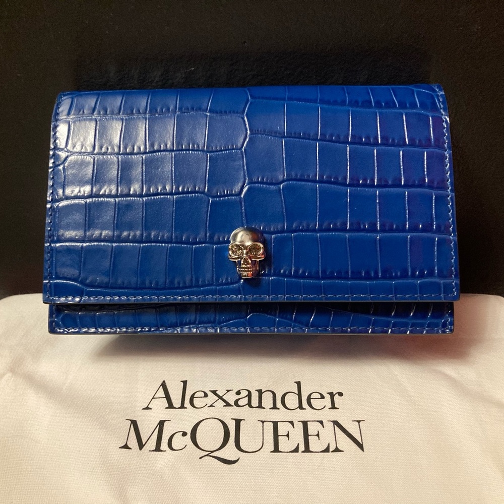 ALEXANDER McQUEEN Small Skull Bag